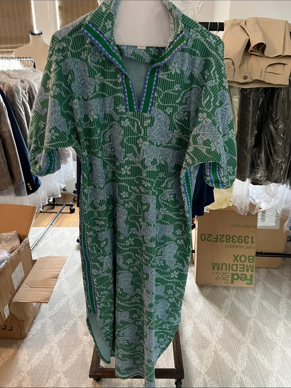 Green Patterned Short-Sleeve Midi Dress